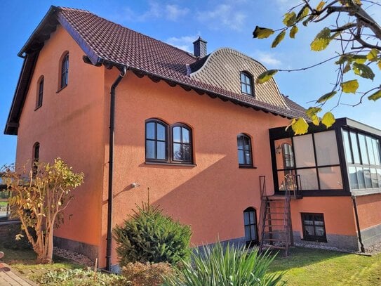 Einfamilienhaus mit Einliegerwohnung für gehobene Ansprüche