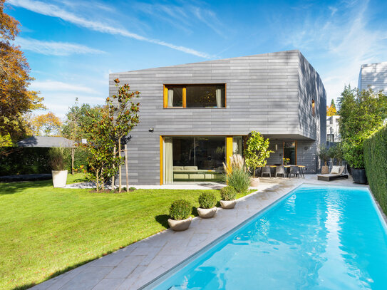 Bestechende Klarheit in Toplage: Luxuriöse Familien-Villa mit Pool von Titus Bernhard Architekten