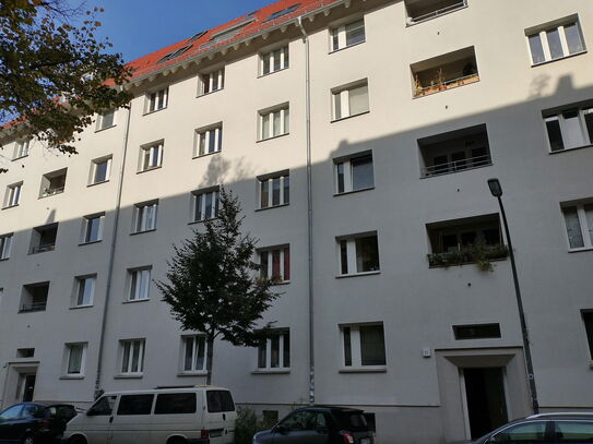 Sanierte 2-Raum-Wohnung in Berlin Neukölln Nähe Tempelhofer Feld