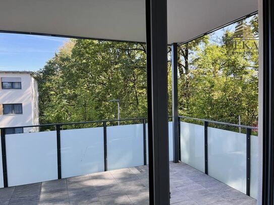 Loggia Südost, Loggia Südwest, herrlicher Weitblick plus Blick ins Grüne, gehobene Ausstattung, barrierefreie 3-Zimmer-…