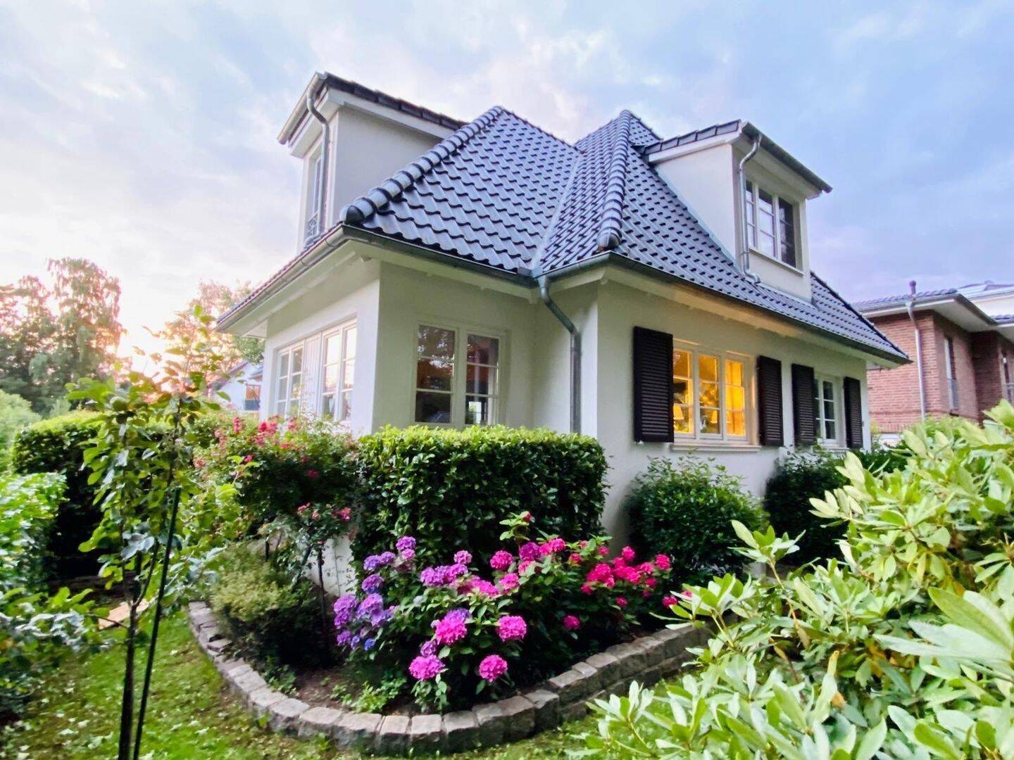 Real Estate Title Image Background