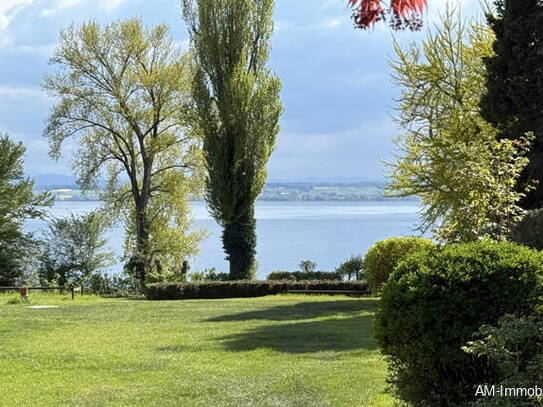 Villa in zweiter Seereihe! Naturnahe Lage, Ruhe, See- und Alpensicht und parkähnliches Ambiente!