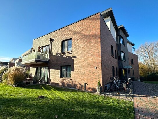 Freie, schicke 3 Zimmer Neubau Wohnung, 2 Bäder, Balkon, in toller Lage in Bad Bevensen mit PKW Stellplatz