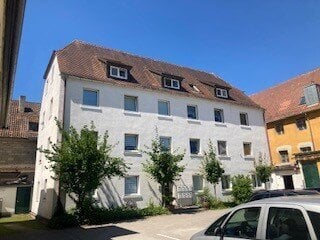 Vermietetes Mehrfamilienhaus mit acht Wohneinheiten