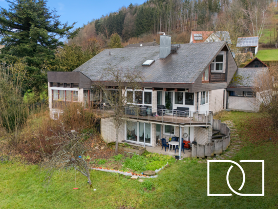 Traumhafte Aussicht! Architektenhaus mit ELW und luxuriöser Ausstattung in ruhiger Toplage