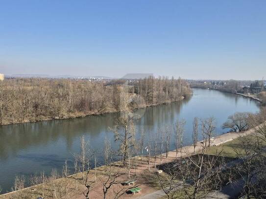 WOHNEN MIT AUSBLICK FÜR DIE FAMILIE