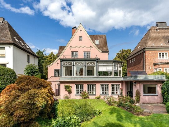 Traumhafte Villa mit viel Altbaucharme auf der Westlichen Höhe