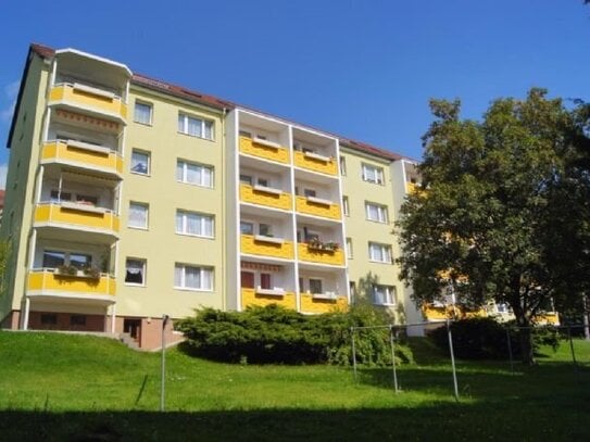 Fertig zum Einzug! Attraktive 2-Raum-Wohnung mit Balkon! Keine Kaution!