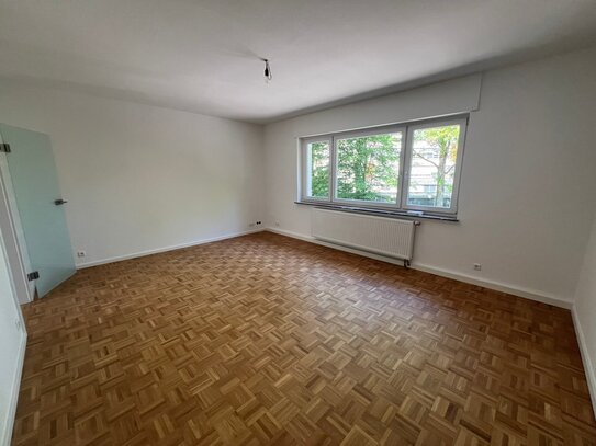 Wohnen am Stadtpark in Gütersloh - Sanierte 3-Zimmer Wohnung mit großer Dachterrasse