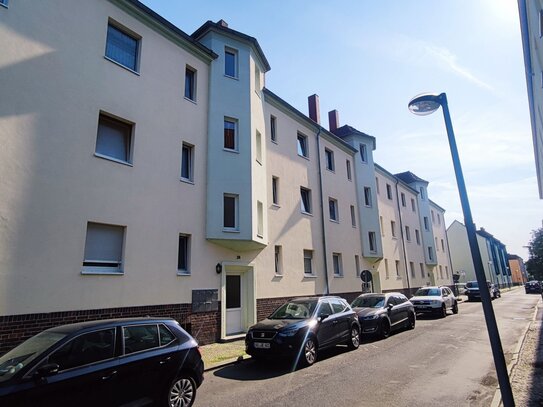 großzügige 2-Raum-Dachgeschoß-Wohnung mit Loftcharakter in beliebten Wohnensemble