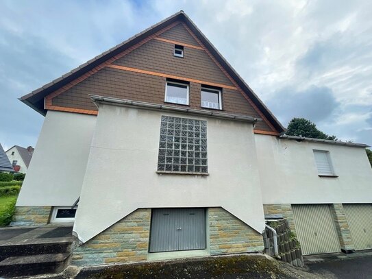 !PROVISIONSFREI! Zweifamilienhaus mit Einliegerwohnung in Landwehrhagen: 187 m² Wfl. + 34 m² Ausbaureserve, Doppelgarag…