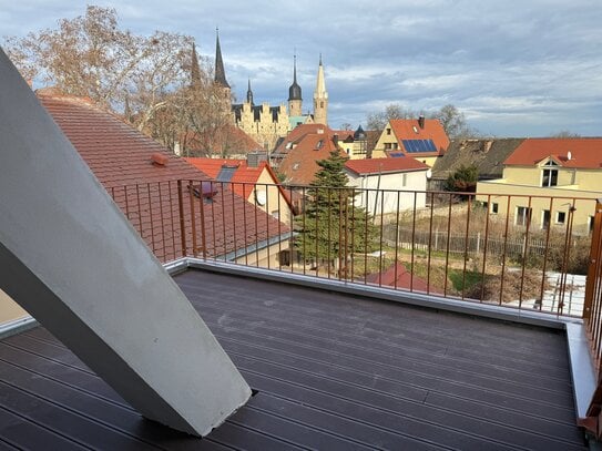 Traumhafte 3-Zimmer Maisonette Wohnung mit Dachterrasse sowie Blick auf den Dom