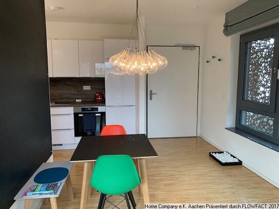 Westviertel: möbl. 2 -Zimmerdesignerwohnung mit Balkon und TG-Stellplatz