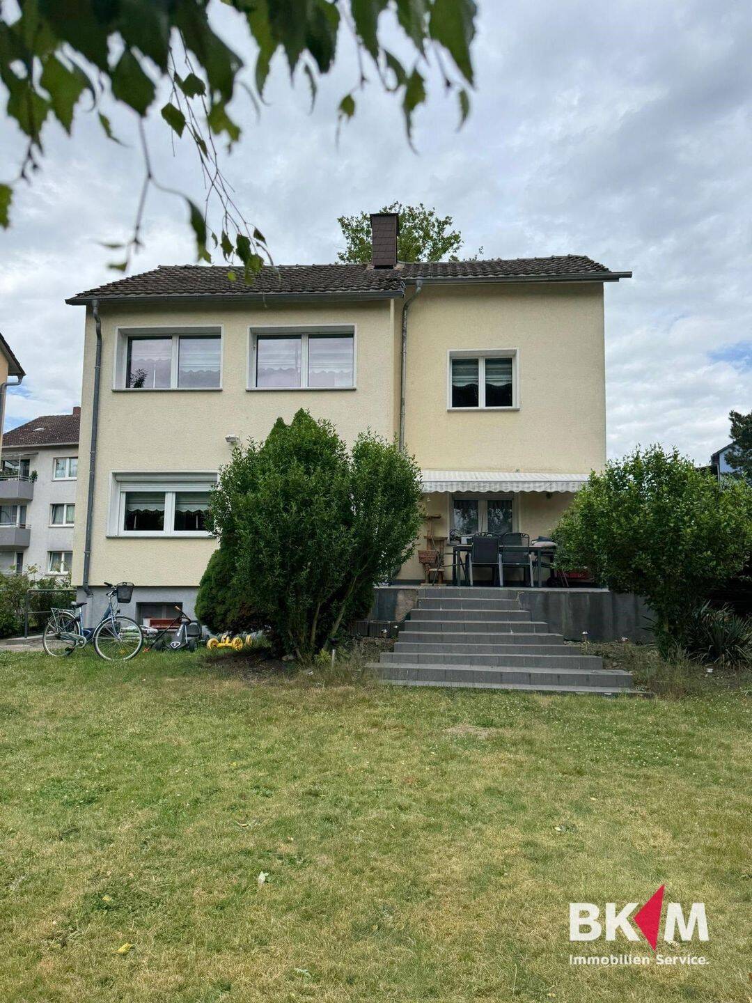 Gepflegtes Einfamilienhaus mit großem Garten in Dreieich!