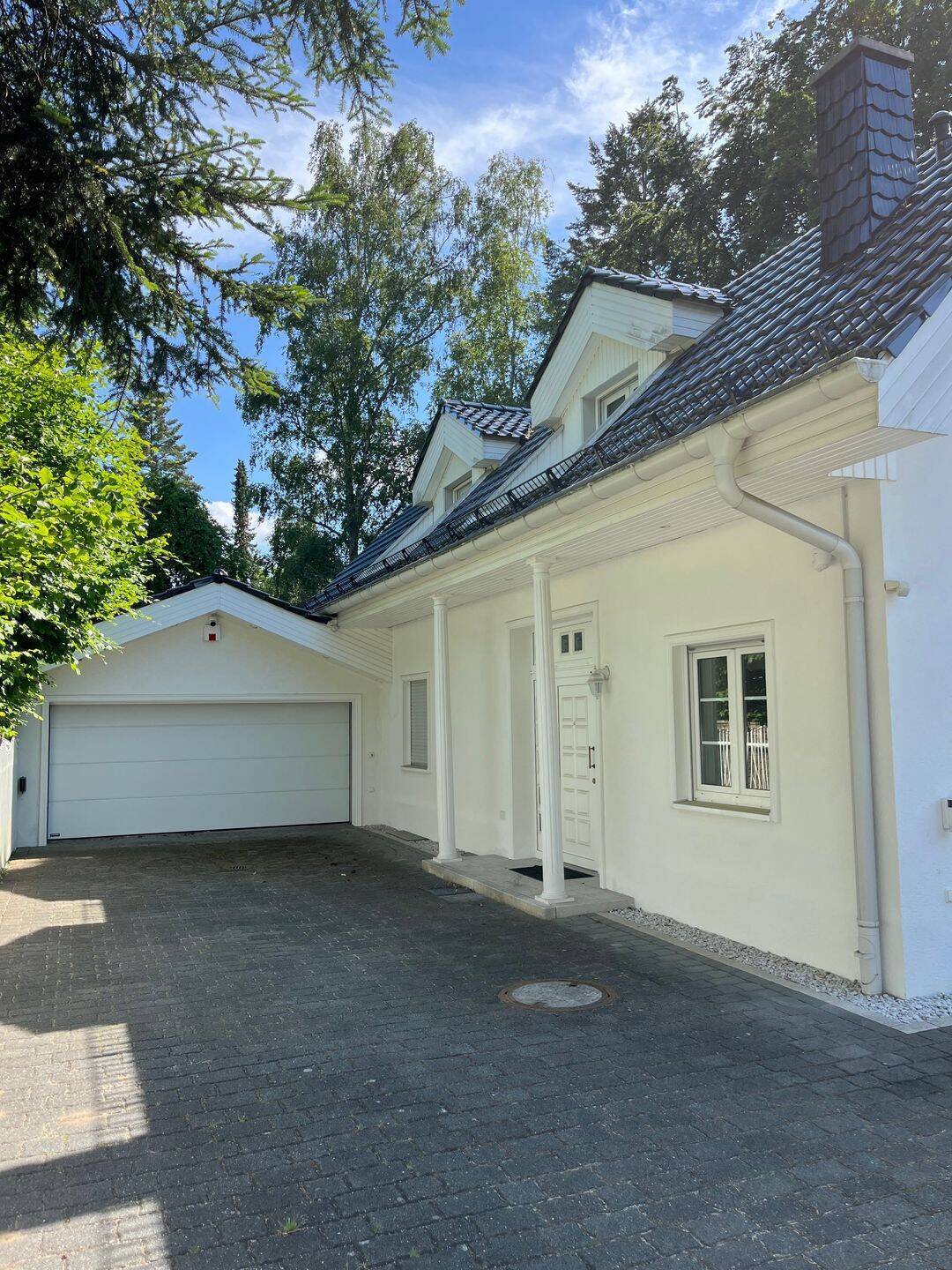 Absolute Gelgenheit Villa in Zehlendorf . Erstbezug nach Luxussanierung!! - Photo 1