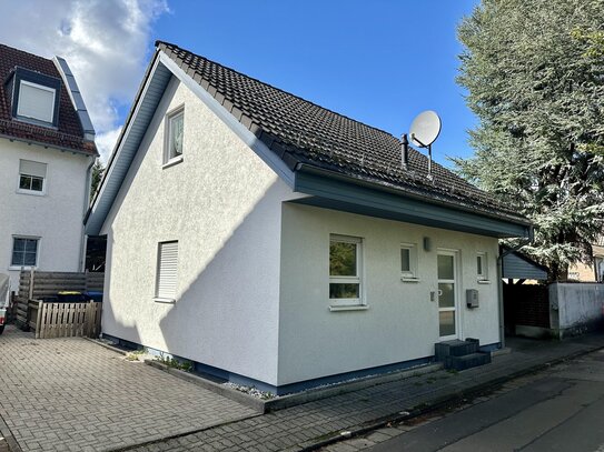 KL-Dansenberg - Freistehendes Einfamilienhaus mit Carport in bester Wohnlage