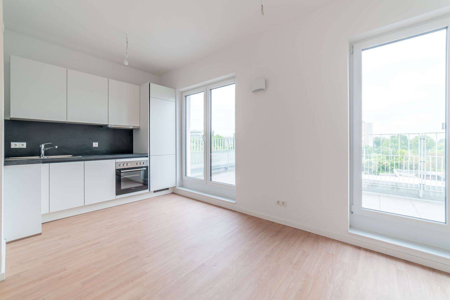 Top-Floor Penthouse Apartment with Huge Balcony Apt 263 - Foto 1