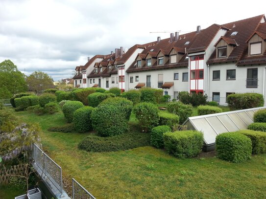 3-Zimmer-ETW Nähe Siemens Healthineers AG mit 73 m² Wohnfläche mit Einbauküche großem Südwestbalkon und TG