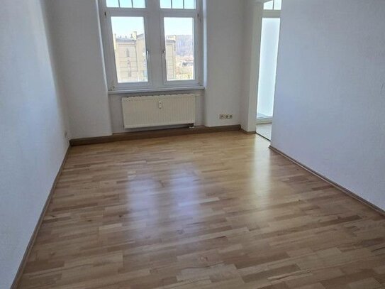 Freundliche 2-Zimmer-Wohnung mit Balkon in Gera