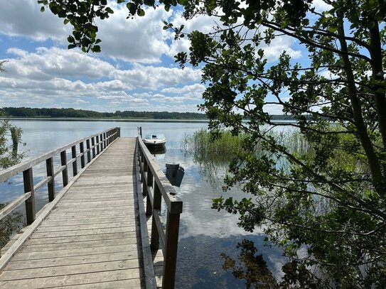 Schweriner Außensee - Baugrundstück mit Weitblick