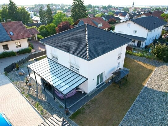 Wohnoase Familienglück: Modernes Einfamilienhaus in Oberschneiding mit viel Komfort! GELEGENHEIT!