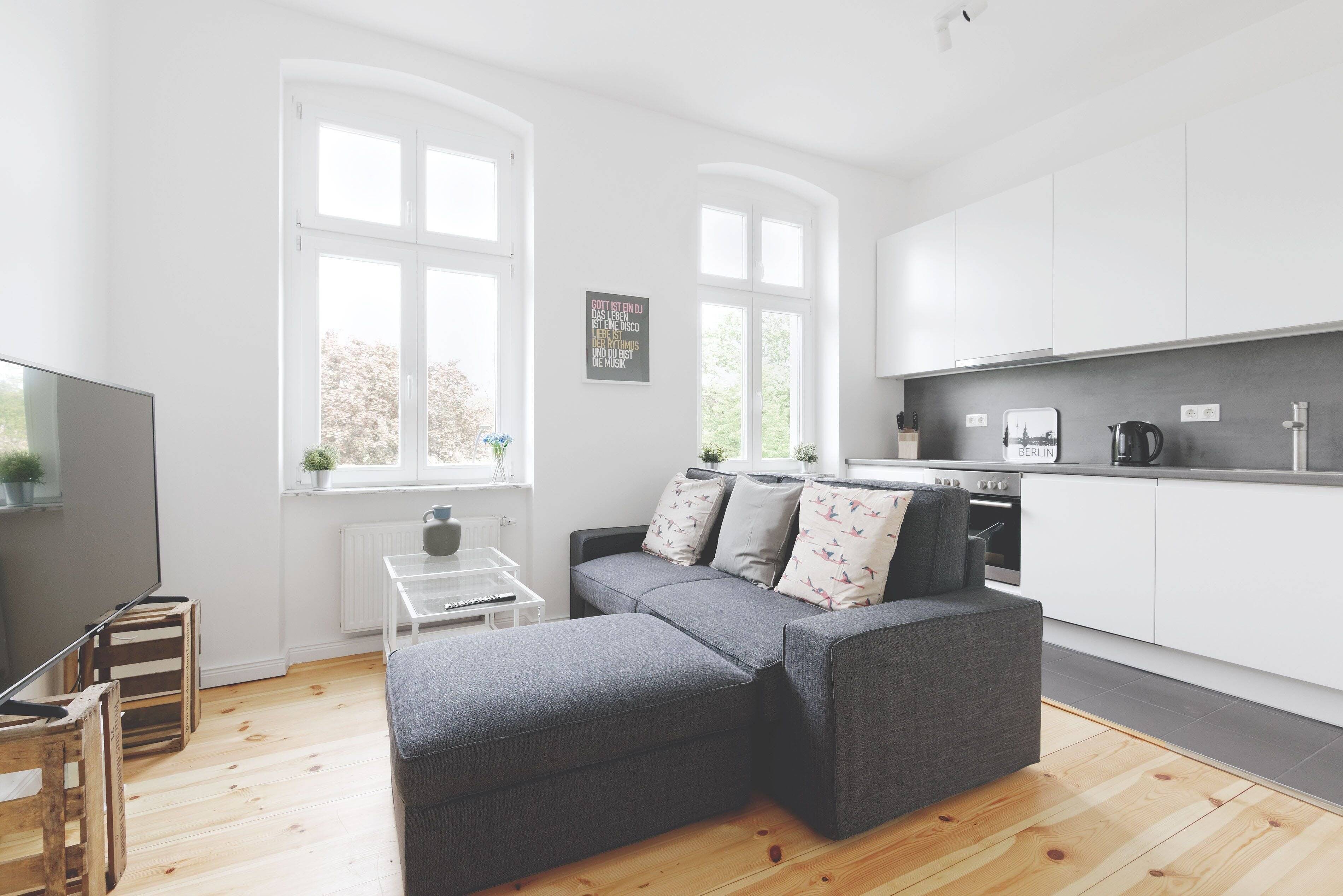 2-Zimmer Traumwohnung mit Blick auf den Weinbergpark in Mitte (Berlin) - Photo 1