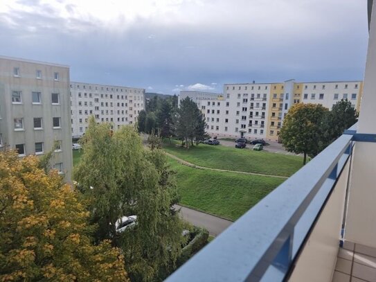 Geräumige Vierraumwohnung mit Balkon!