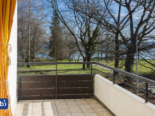 Attraktive 4-Zimmer-Wohnung direkt am See mit Balkon & Seeblick in Konstanz-Staad