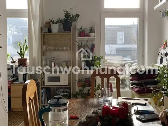 [TAUSCHWOHNUNG] Mittel Wiehre / 4 Zimmer / 2 Bäder / Wohnzimmer / Balkon Süd