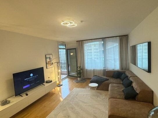 ***Modern möblierte 2-Zimmer-Wohnung mit Balkon in Bogenhausen