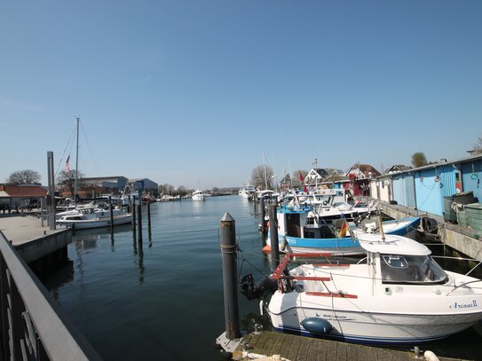 ETW mit Blick auf den Niendorfer Hafen