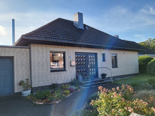 Schöner Bungalow (Einfamilienwohnhaus) mit Vollkeller und vorbereitetem Dachgeschoßausbau in Langwedel nahe dem Bahnhof!