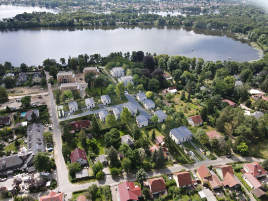 Traumhaftes Baugrundstück, unmittelbar am Petzinsee