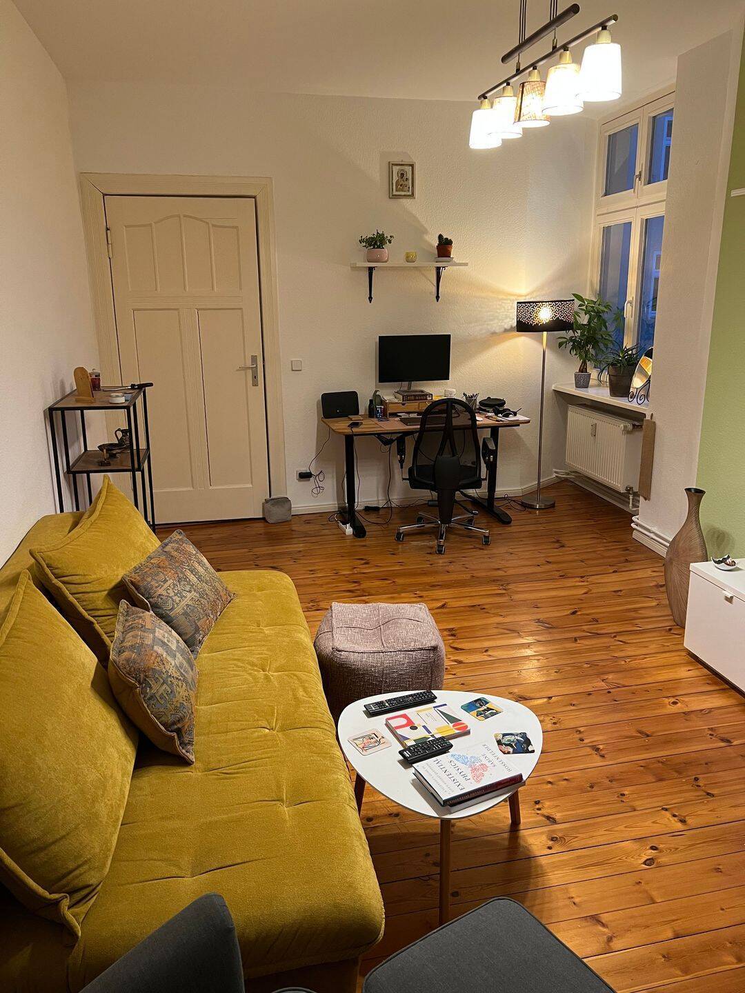 Renting out my 2-room apartment from August 15th until December 2026 (dates flexible) - Photo 1