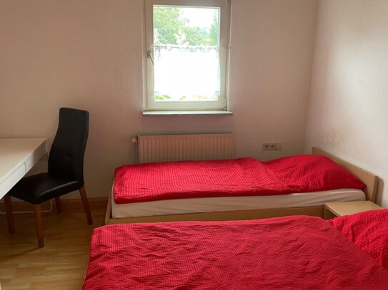 5-Zimmer-Ferienwohnung in Stuttgart mit Internet, TV, Küche, Dusche/Wc, Waschmaschine