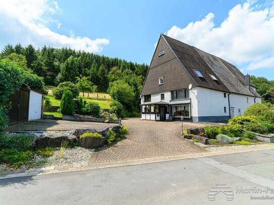 Einfamilienhaus mit Ausbaumöglichkeiten im Dachgeschoss - Terrasse - Garten - Garage - Schuppen