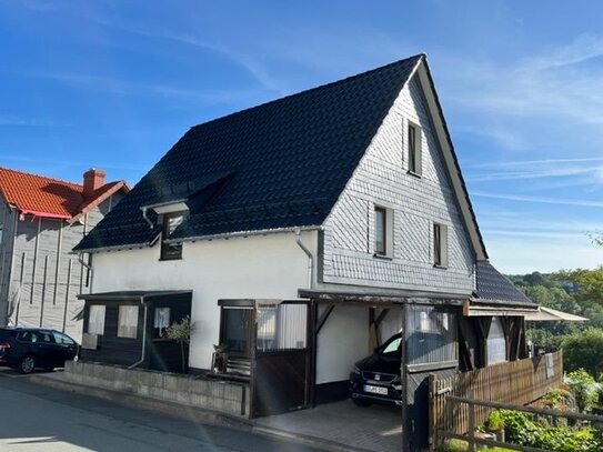 Modernisiertes Einfamilienhaus mit Garten in ruhiger Lage von Erndtebrück