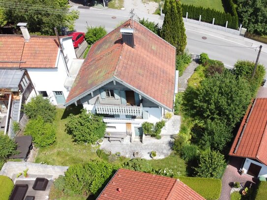 Ein Schmuckkästchen zum Wohlfühlen - kleines, charmantes Einfamilienhaus mit separatem Gästehaus