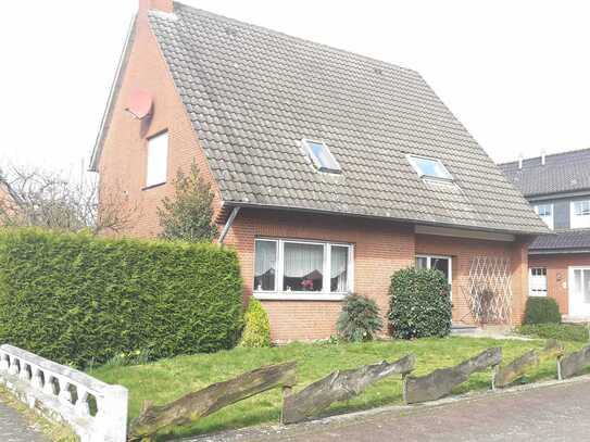 *** BÜSCHER IMMOBILIEN*** RESERVIERT! Einfamilienhaus mit Keller und Garage jetzt in Epe zu verkaufen