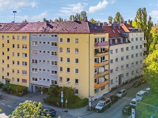 4-Zimmer-Wohnung mit Umbaupotenzial in zentraler Lage von München-Schwabing