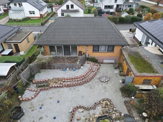 Bungalow mit kleiner Einliegerwohnung