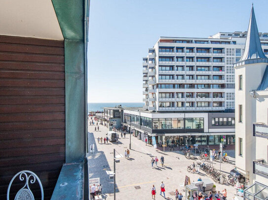 Friedrichstraße: 2,5-Zimmer-ETW mit seitl. Meerblick