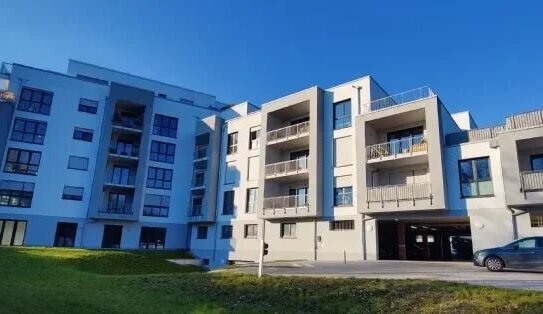 2 ZKB Wohnung mit großzügiger Terrasse