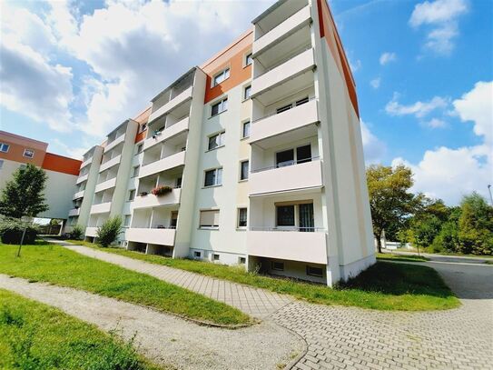 3-Zimmer-Wohnung mit Balkon und den Kindergarten in unmittelbarer Nähe!