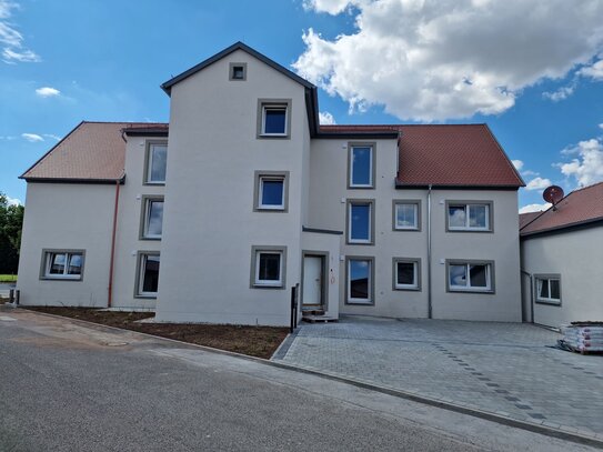 frei ab 01.03.2025: lichtdurchflutete 3-Zimmer-Wohnung in Ipsheim im OG, (Wohnung 4 OG RECHTS), Balkon, Einbauküche, St…