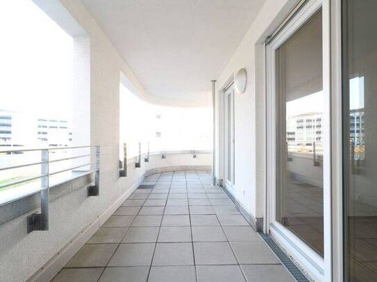 XXL-TRAUMWOHNUNG!!! 5 Zi., 168 m², Balkon, 2 Tageslichtbäder, Stellplatz, EBK!