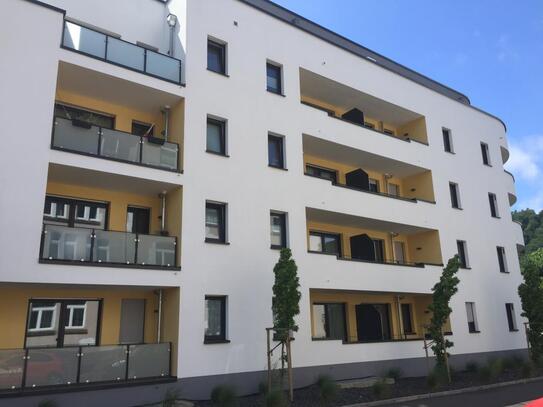 Wow! Super schöne, moderne und helle 2 Zimmer-Wohnung mit gleich 2 Balkonen in toller Lage von Marburg, Afföllerstr. 30