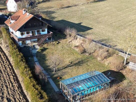 Traumhaftes Landhaus mit Poolhaus - Ihr Rückzugsort in idyllischer Lage