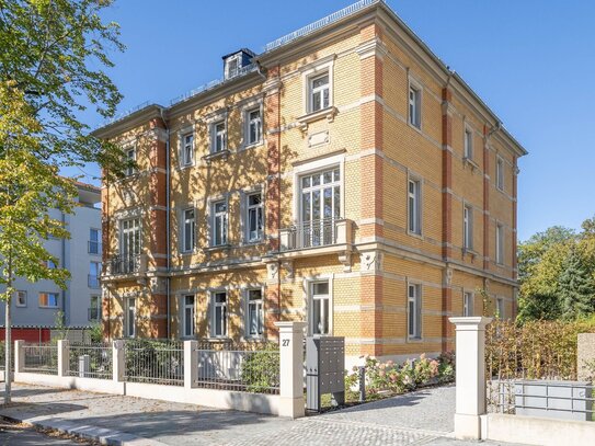 Exklusive & einzigartige Traumwohnung mit grosszügigem Balkon u.v.m. nahe dem Großen Garten