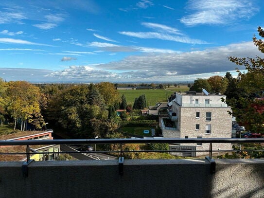 Schöne 3 Zimmerwohnung 98q m in Frechen/Königsdorf